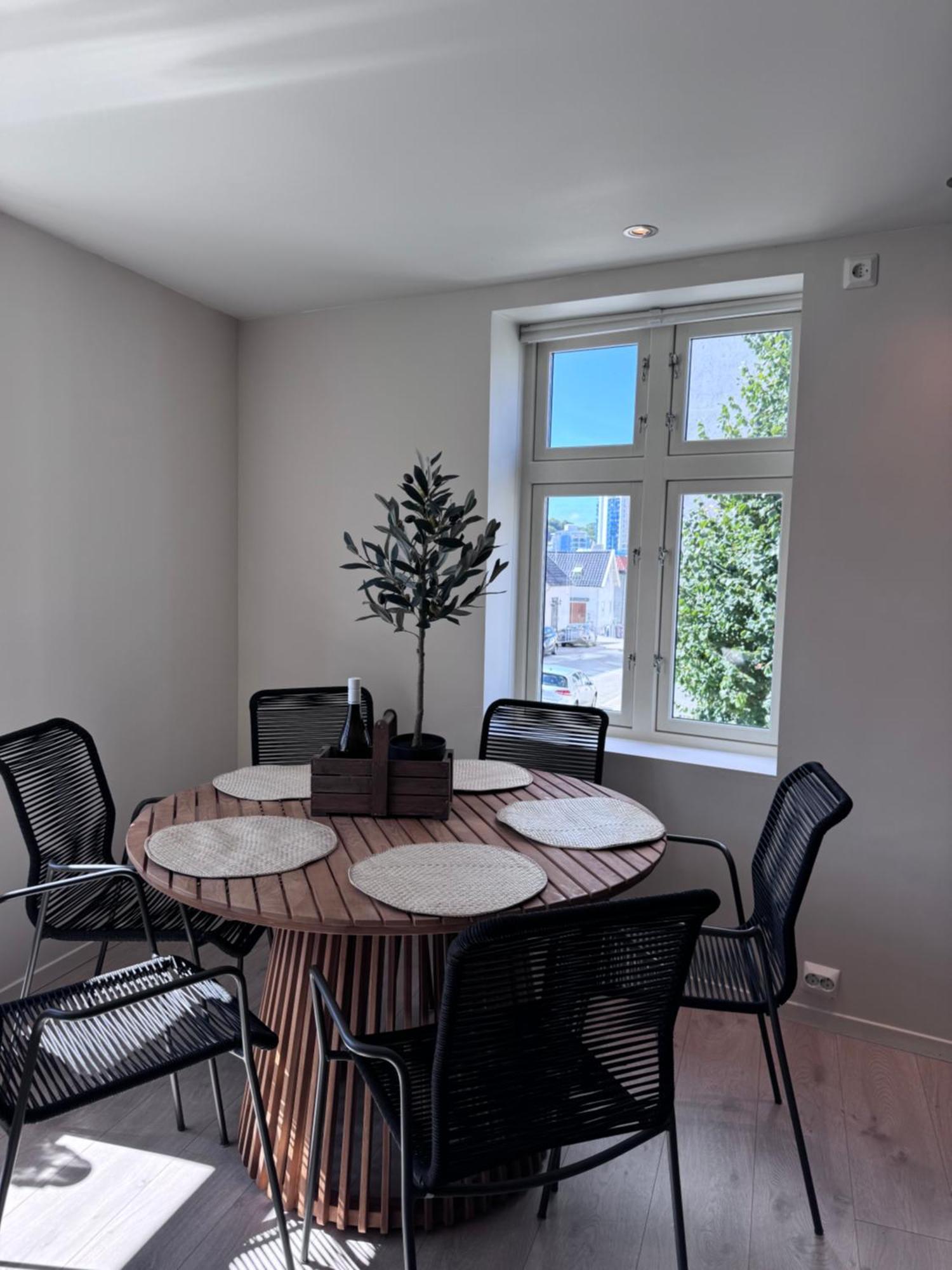 A Place To Stay Stavanger, Apartment 5 - Quality And Free Parking- Экстерьер фото