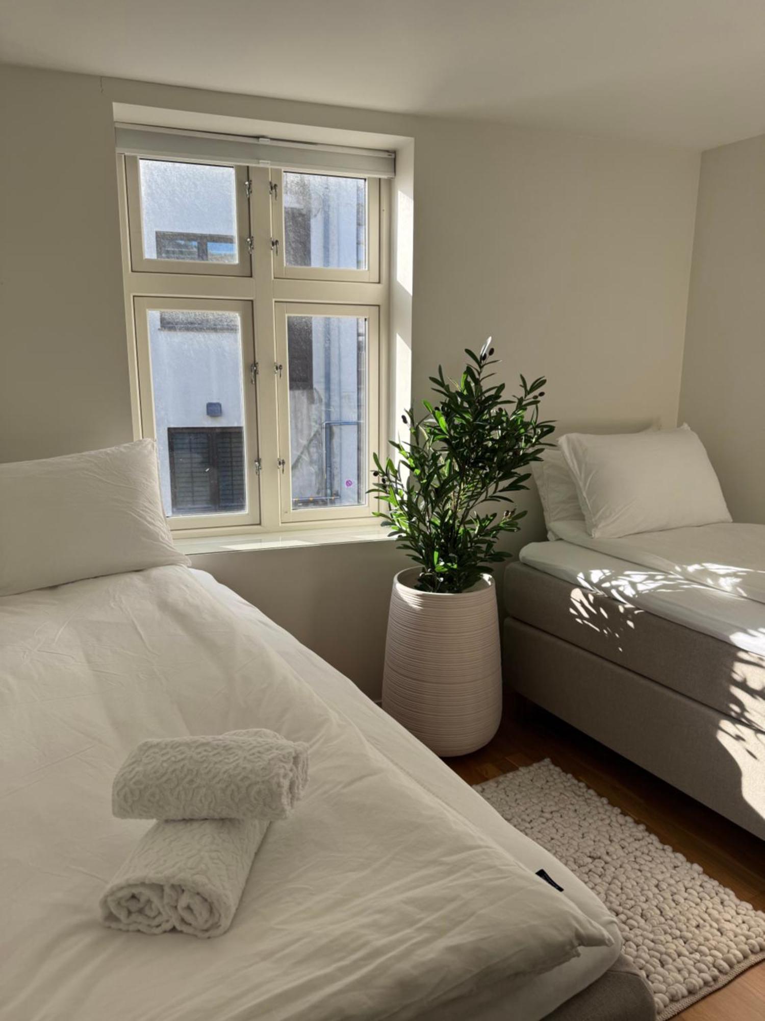 A Place To Stay Stavanger, Apartment 5 - Quality And Free Parking- Экстерьер фото